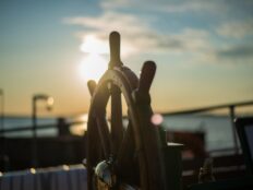 ship's wheel